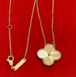 18K Saudi Gold Necklace